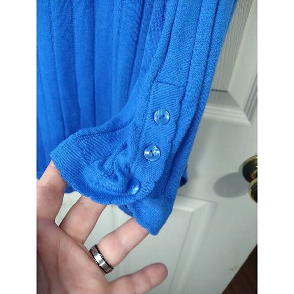 Soft Surroundings Woman L Sweater Blue Pullover Button Sleeve Scalloped Trim... - Picture 6 of 10